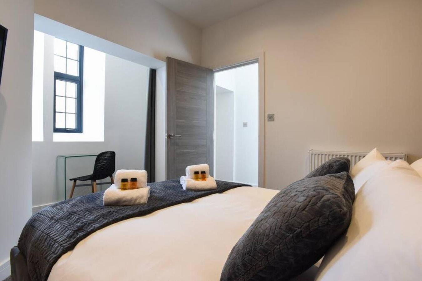 Air Maison - Converted Prison Flat With Parking Apartment Portsmouth