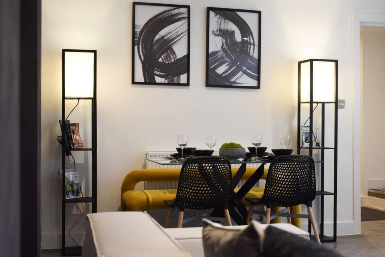 Air Maison - Converted Prison Flat With Parking Apartment